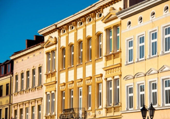 Illustration de l'article : C’est l’histoire d’un propriétaire qui « travaille » dans sa « résidence principale » …