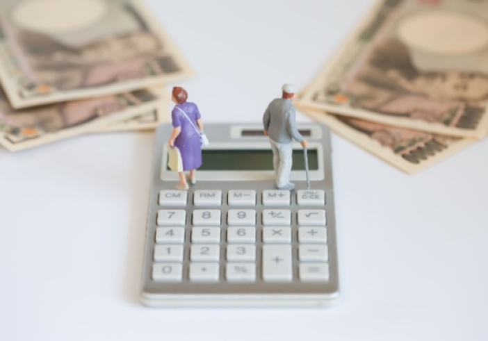 Illustration article : Cotisations AGIRC-ARRCO : quel taux pour les majorations de retard en 2025 ?