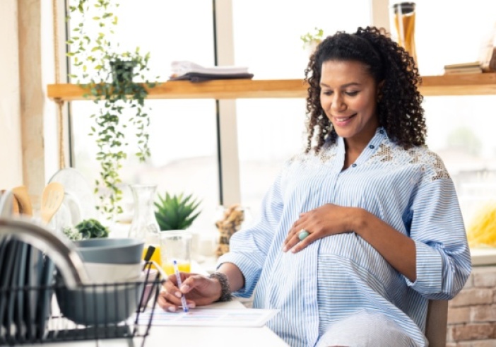 Illustration de l'article : Carnet de grossesse : une version mise à jour pour le 1er mars 2026 est prévue