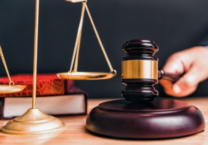 Illustration de l'article : Contribution obligatoire des commissaires de justice : combien ?