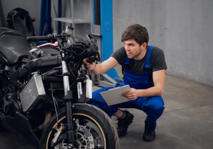 Illustration article : Contrôle technique des motos : ça s’accélère ?