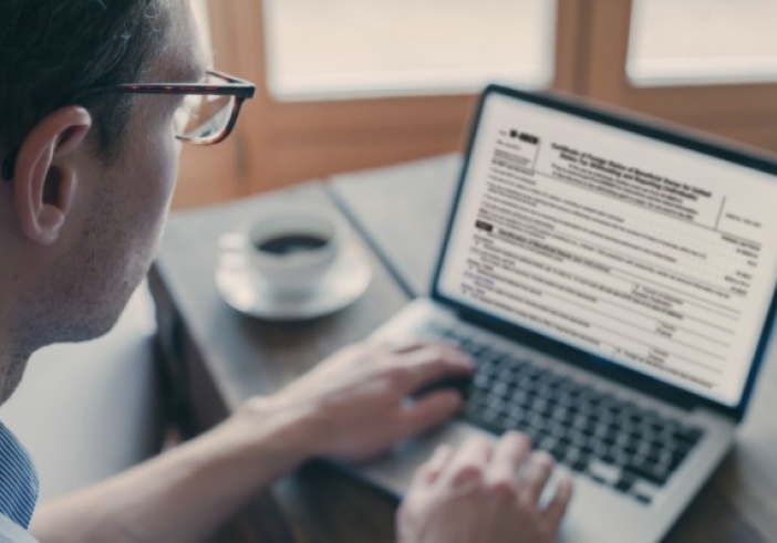 Illustration de l'article : Dématérialisation de la procédure d’enregistrement : clap de fin ?