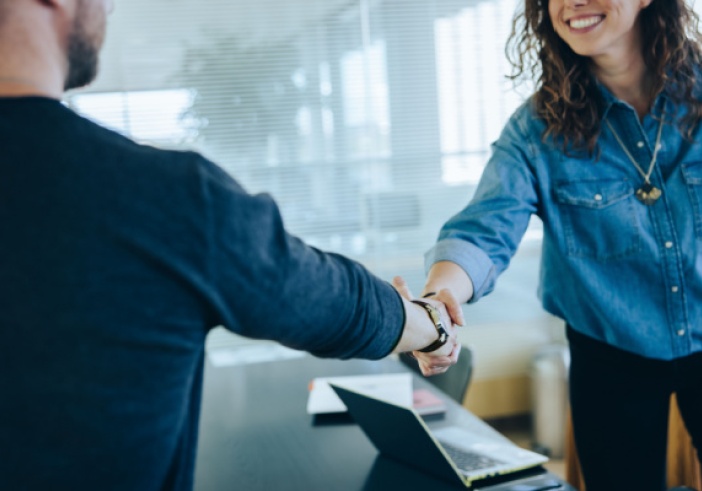 Illustration article : Embauche : obligation d’information renforcée pour l’employeur