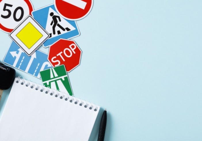 Illustration article : Stage de sensibilisation à la sécurité routière : par qui ?