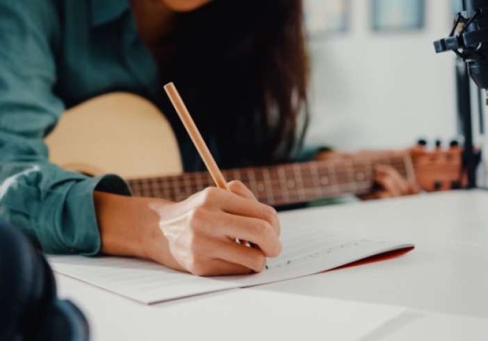 Illustration article : Les principales nouveautés sociales en 2026 pour les artistes-auteurs