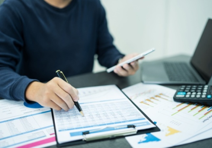 Illustration article : Taux neutres du prélèvement à la source pour 2026 : c’est parti ?