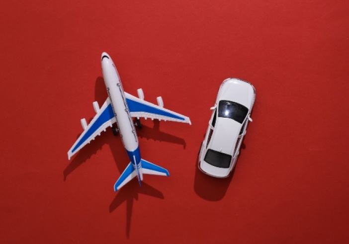 Illustration de l'article : Taxes sur les déplacements routiers et sur le transport aérien : ça se précise !