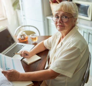 Illustration article : Services à la personne : temps de trajet = temps de travail ?