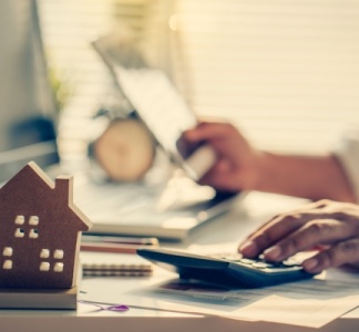 Illustration article : Délai de reprise et fausse domiciliation fiscale : précisions utiles