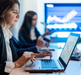 Illustration article : Actions attribuées à titre gratuit : quelle est la date d’exigibilité des cotisations sociales ?