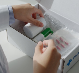 Illustration article : Examens médicaux : un acheminement postal en question