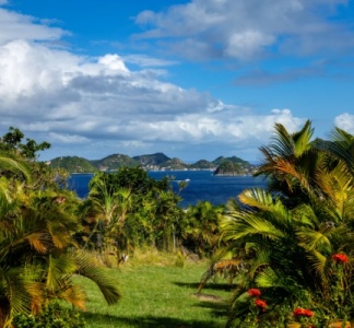 Illustration article : Outremer : ce qui va changer en 2025