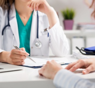 Illustration article : Gynécologues : attention au délai de réflexion !