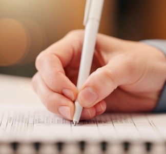 Illustration article : C’est l’histoire d’un particulier qui estime que son assurance-vie, c’est une affaire personnelle…