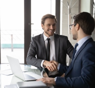 Illustration article : Vente de parts de société  : un abattement renforcé mais équitable ?