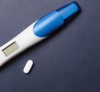 Illustration article : IVG : les modèles des attestations préalables sont publiés