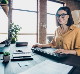 Illustration article : Micro-entrepreneur : opter avant le 30 septembre 2024 ?