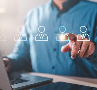 Illustration article : Intérim : vers une répartition équitable des coûts AT/MP ?