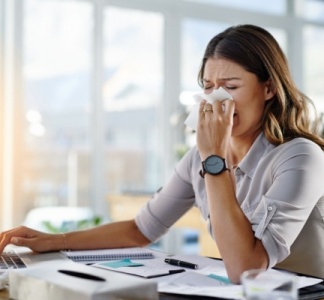 Illustration article : Prime d’objectif : l’arrêt maladie empêche-t-il son versement ?