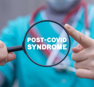 Illustration article : La prise en charge des soignants atteints de covid long