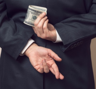 Illustration article : Détournement de fonds : la qualité de l’auteur, ça compte !