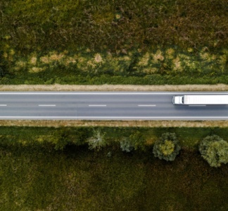 Illustration article : Transporteur installé en ZRR : un avantage fiscal sous conditions…