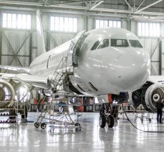 Illustration article : Tarifs réduits d’accise sur l’électricité pour les avions : décollage imminent ?