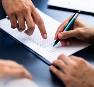 Illustration article : C’est l’histoire d’un employeur pour qui une copie de contrat suffit…