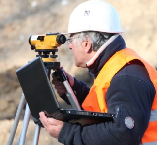 Illustration article : Géomètres-experts : précisions sur l’exercice en société