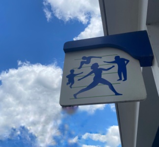 Illustration article : Exercer une activité professionnelle pendant un arrêt maladie : possible ?