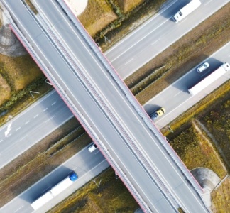 Illustration article : Taxe sur la distance parcourue sur le réseau autoroutier concédé : on en sait plus !