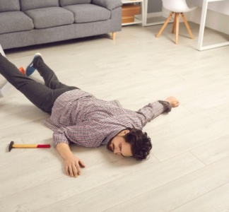 Illustration article : Décès au travail et secret médical : un revirement du juge !  