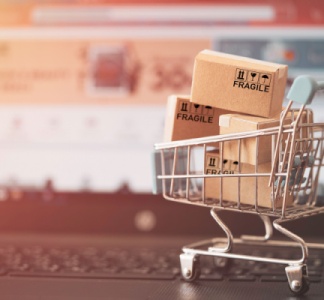 Illustration article : Les contrats des places de marché en ligne passés au crible