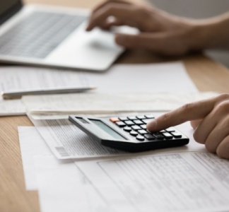 Illustration article : Vente de titres de société : qu’est-ce qu’un prix « déterminable » ?