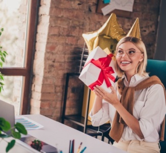 Illustration article : Frais de repas, de déplacement, cadeaux d’affaires… : une déductibilité encadrée ! 