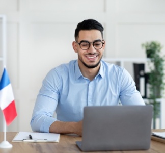 Illustration article : Formation au français langue étrangère : du temps de travail effectif ?