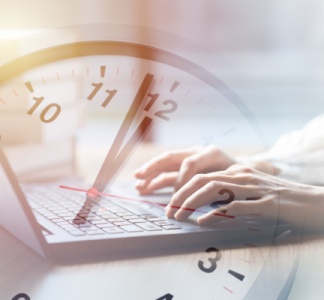 Illustration article : C’est l’histoire d’un employeur pour qui le temps passe… et rien ne s’efface…