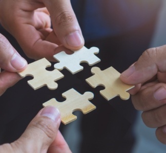 Illustration article : Coemploi : une reconnaissance possible hors d’un groupe de sociétés ?