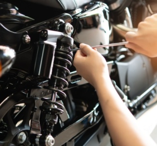 Illustration article : Réparations de véhicules : les pièces reconditionnées pour tout le monde ?