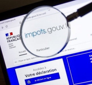 Illustration article : Crédit d’impôt famille : un nouveau plafond pour 2026 ?