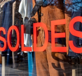 Illustration article : Soldes d’été : prolongation sous l’effet de la canicule