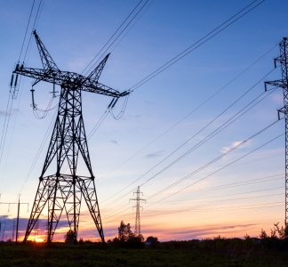 Illustration article : Imposition forfaitaire sur les pylônes électriques : c’est la fin ?