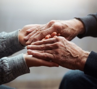 Illustration article : Loi bien-vieillir acte 1 : l’autonomie oui, l’isolement non !