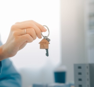 Illustration article : Achat immobilier : hausse des frais de notaire pour tous ?